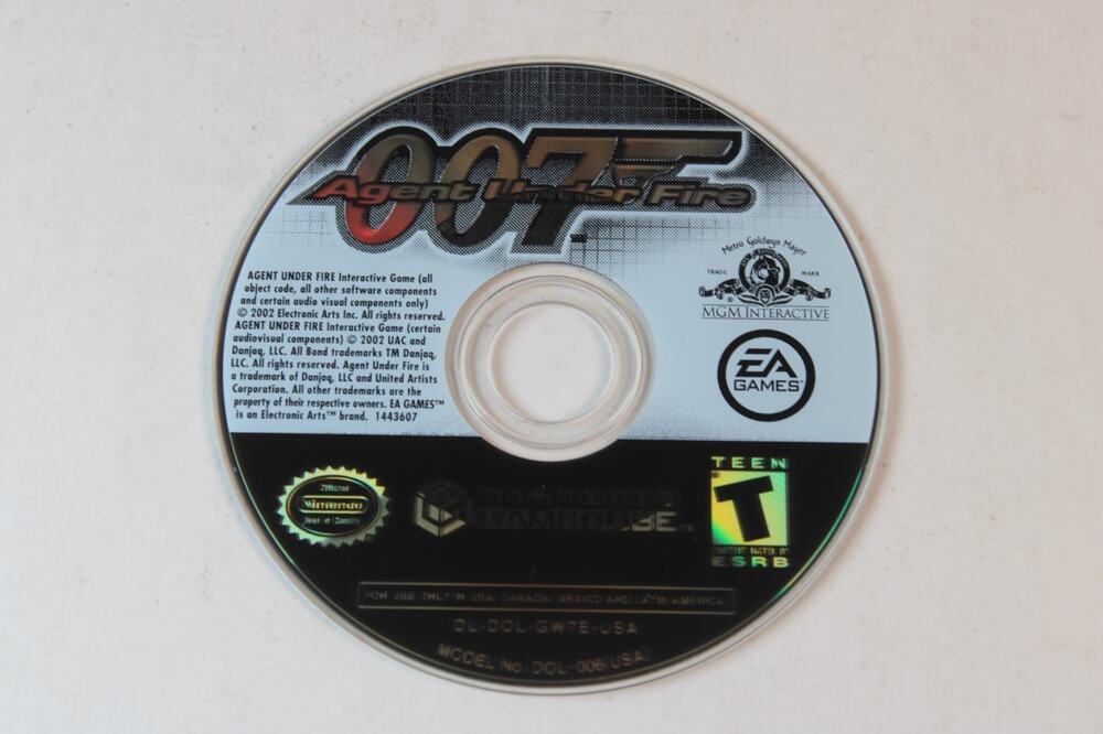 007 Agent Under Fire (Nintendo GameCube) Game Disc Only, Tested/Works